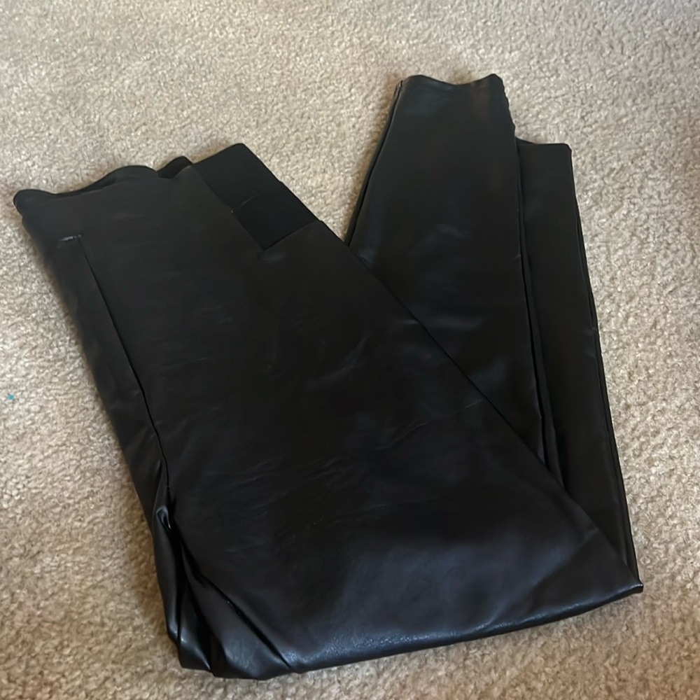Faux leather leggings